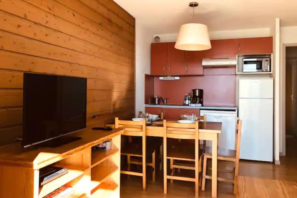 Charmant T3 Avec Vue Montagne Et Parking Privatif Font-Romeu-Odeillo-Via Esterno foto